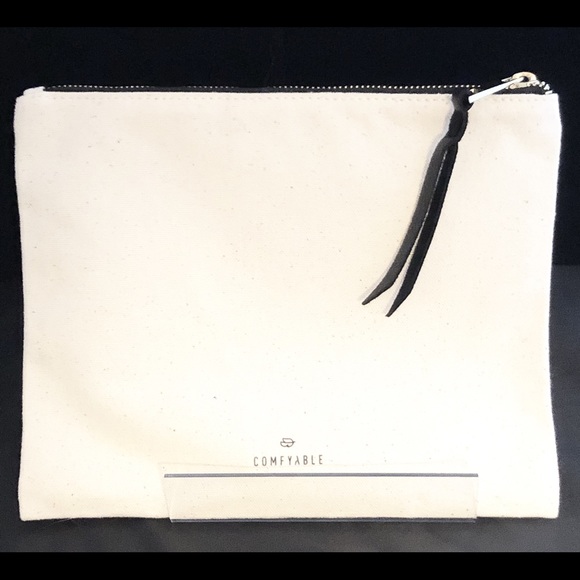 ✨Makeup Bag: “I Like Buying Expensive Makeup”💄✨ - Picture 4 of 7